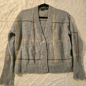 360 cashmere Grey and brown plaid sweater Cardigan
